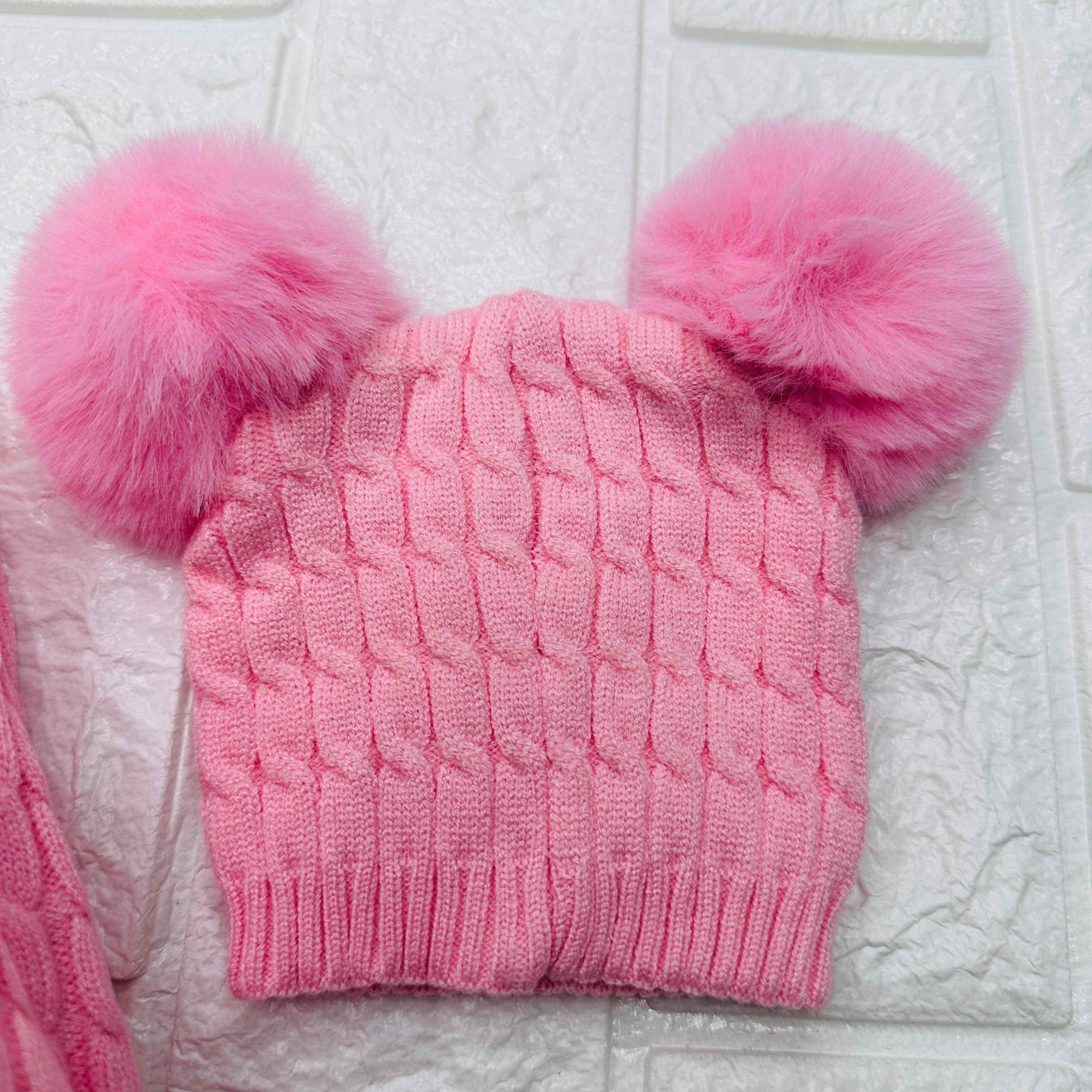 Cappello +scialle Rosa
