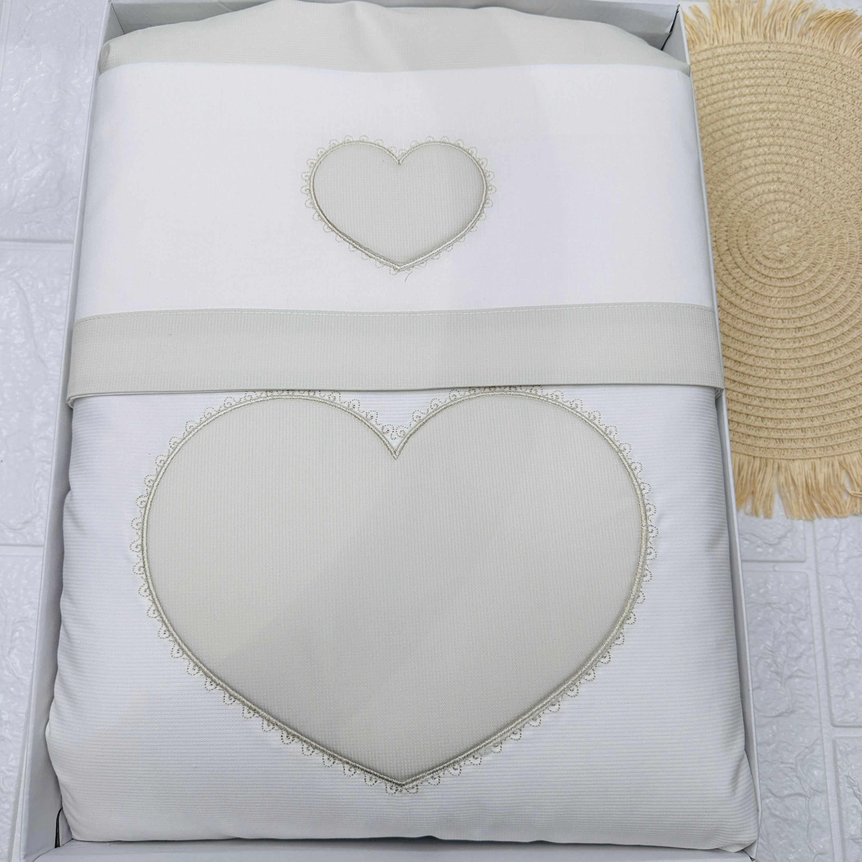 Set completo carrozzina cuore tortora