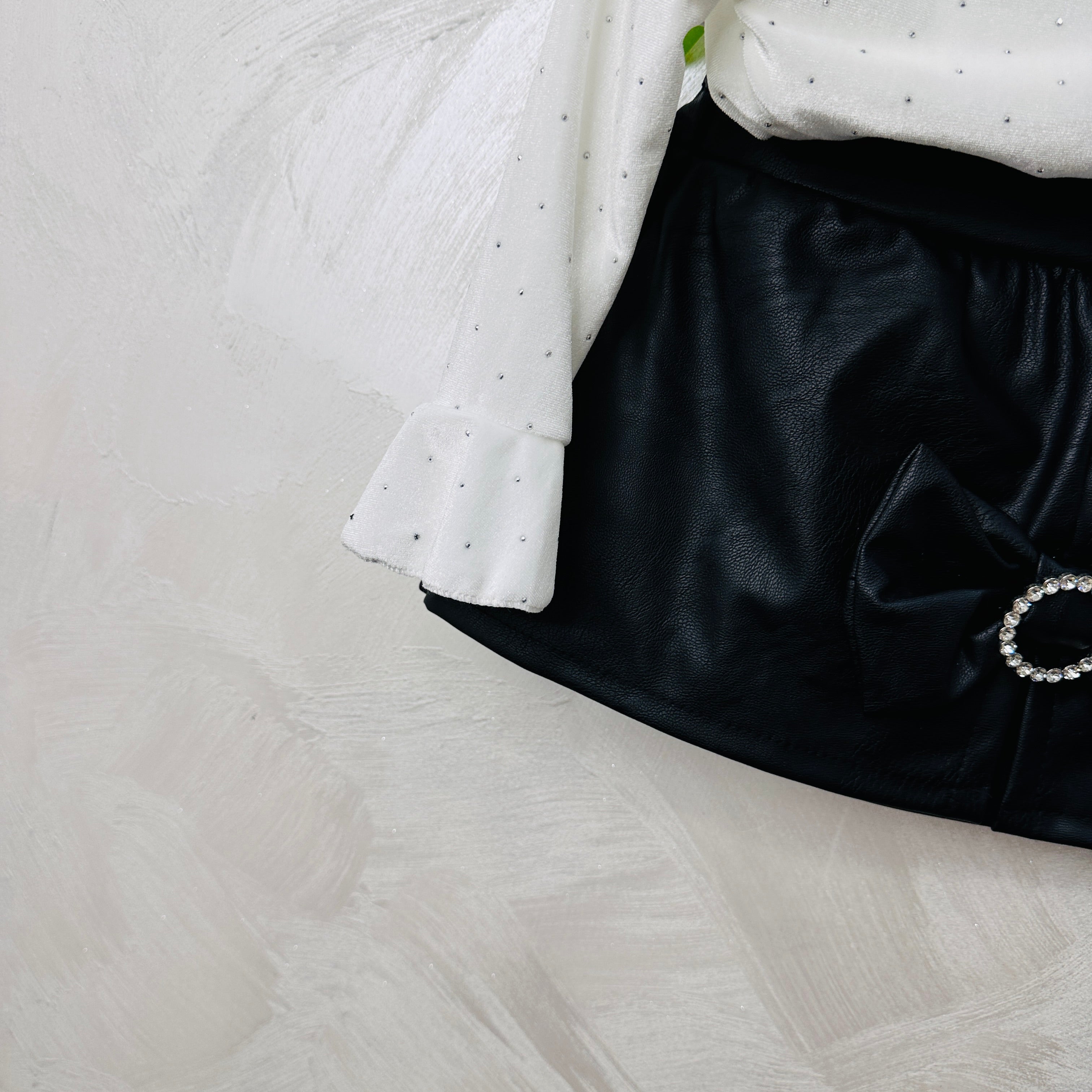 Completo Ecopelle Nero mesi