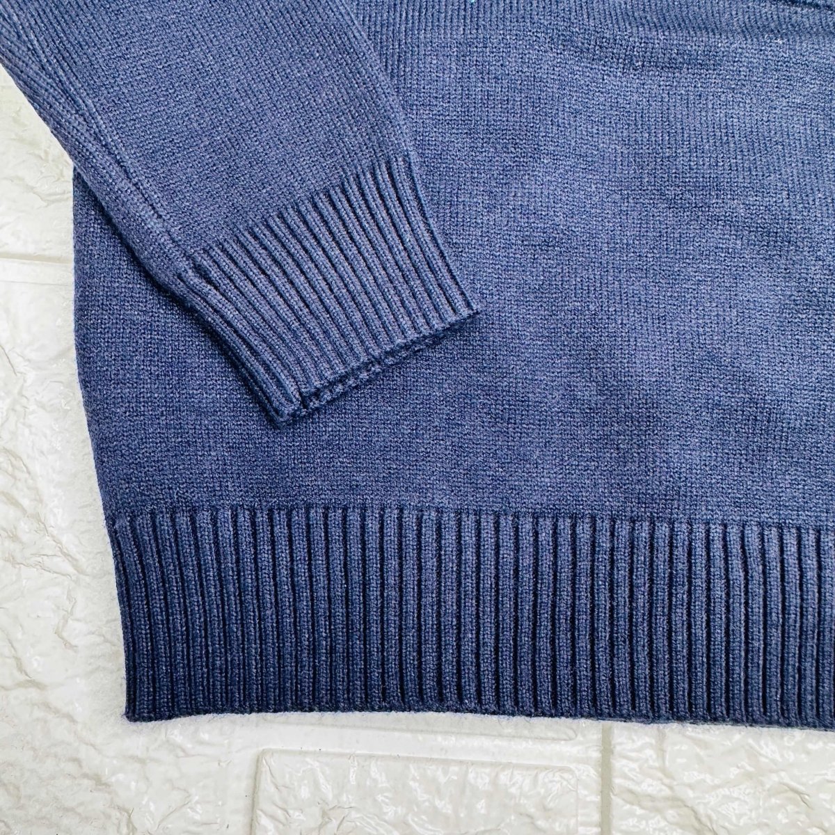 Maglioncino taschino blu - Piccole Canaglie - PC21061