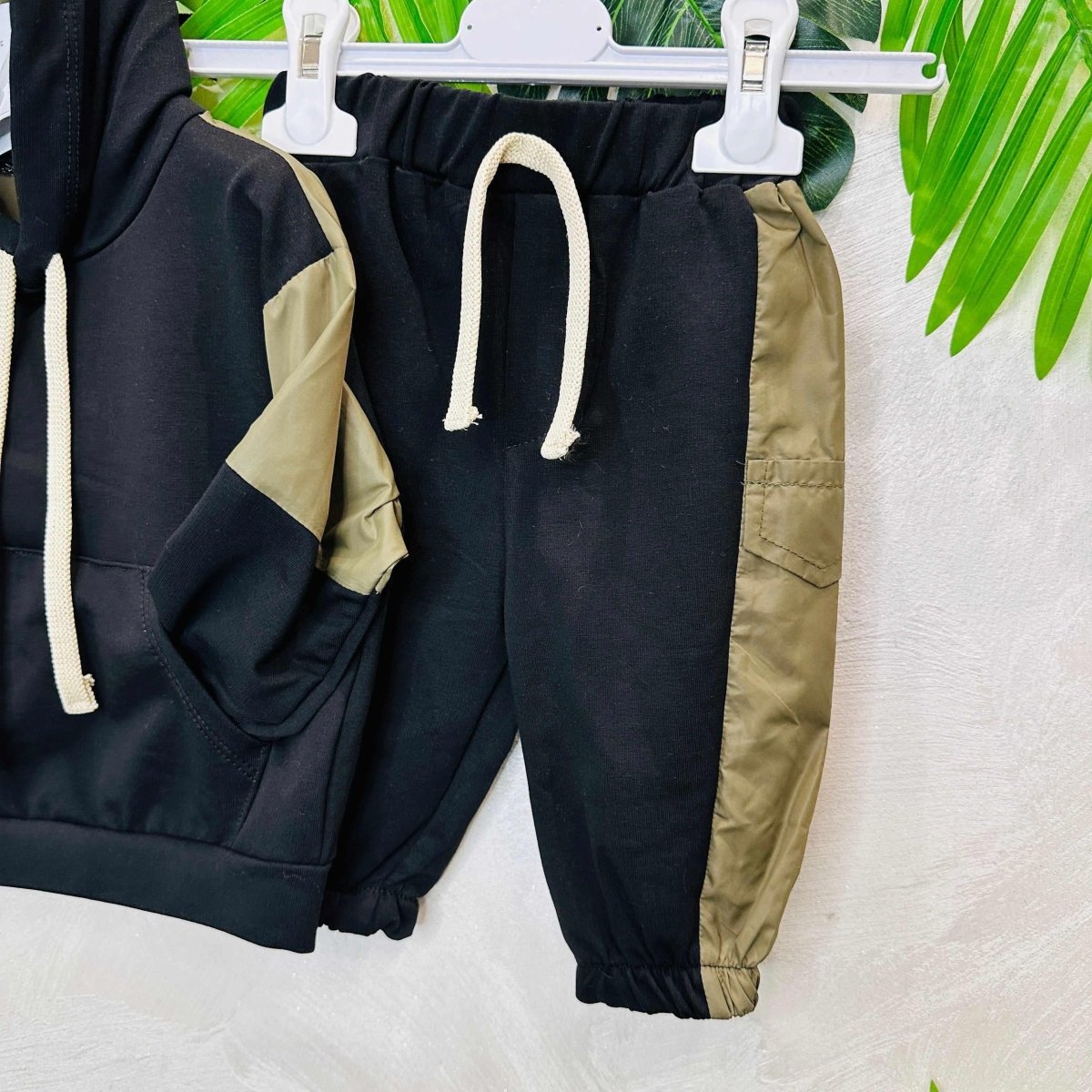 Tuta MiniMan Nera/Verde - Piccole Canaglie - PC21575