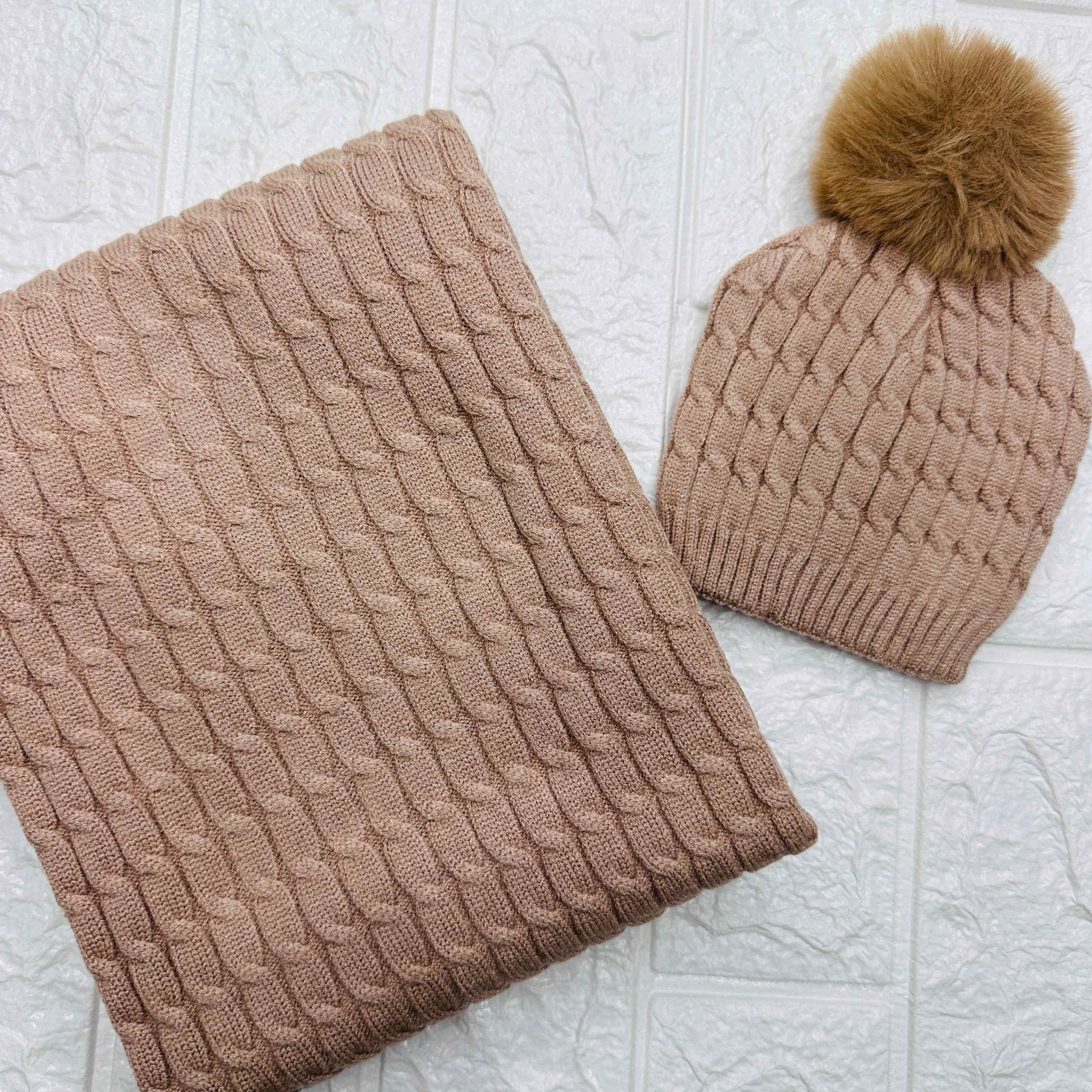 Cappello + scialle Marrone