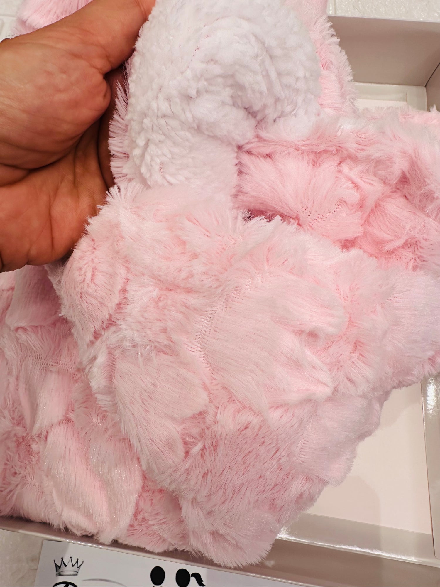 Coperta Carrozzina Pelliccietta Trama Cuoricini Rosa Nazareno Gabrielli Ng445