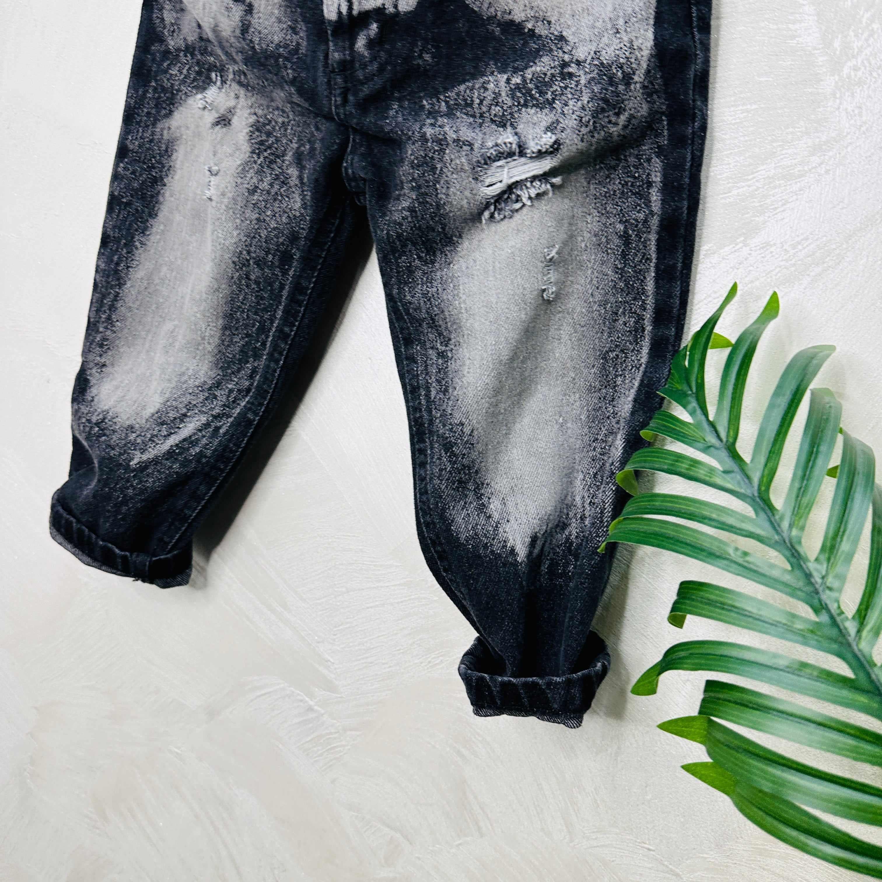 Jeans Slavato Nero