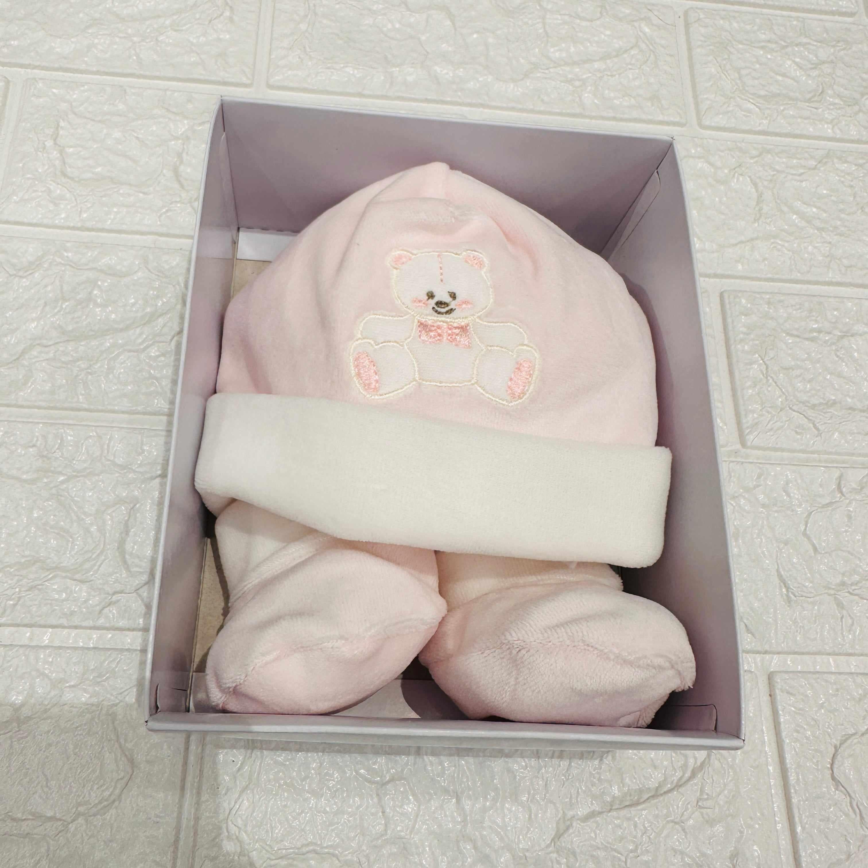 Cappello e babbucce ciniglia orso fiocco rosa 44411