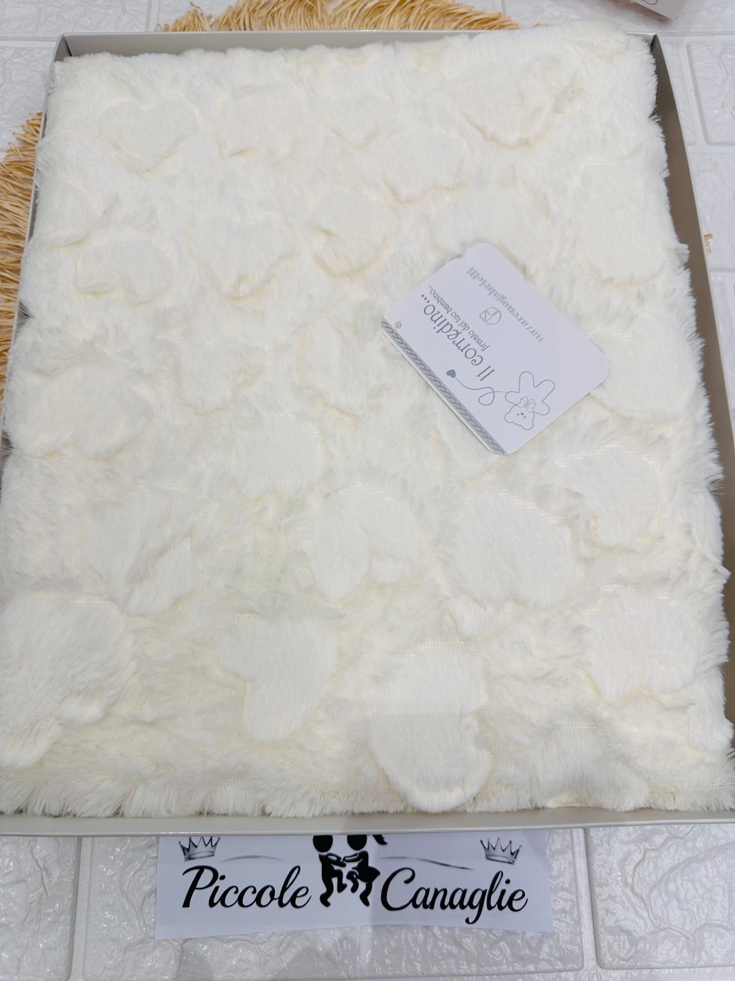 Coperta Carrozzina Pelliccietta Trama Cuoricini Panna Nazareno Gabrielli Ng445