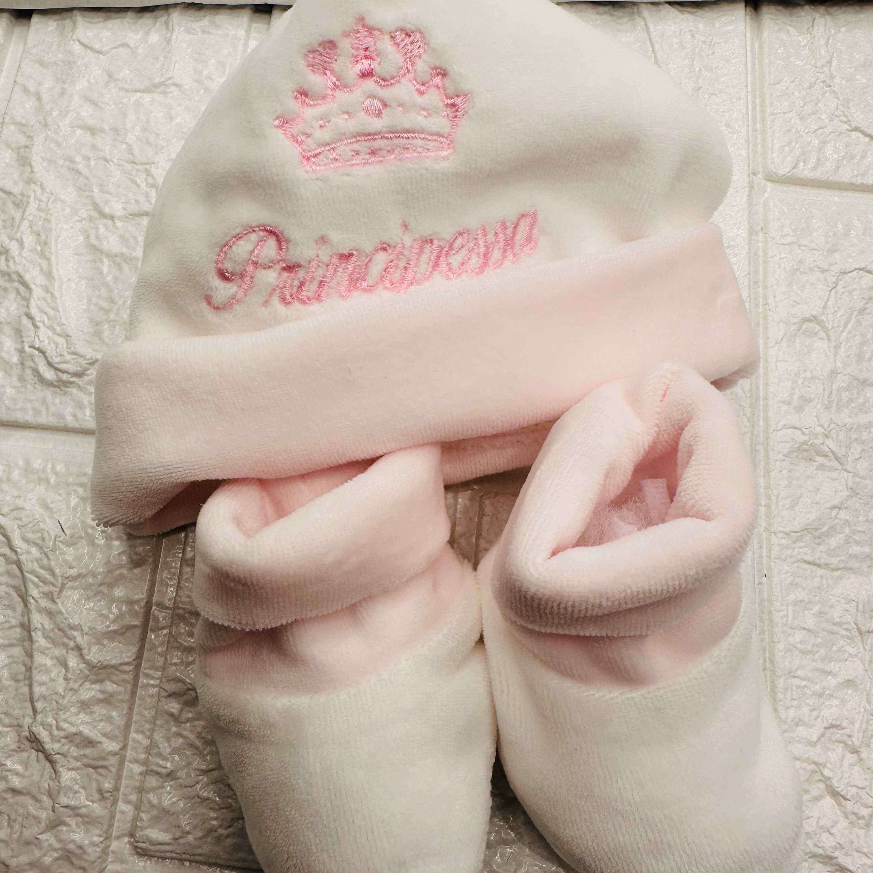 Cappello e Babbucce Ciniglia Principessa
