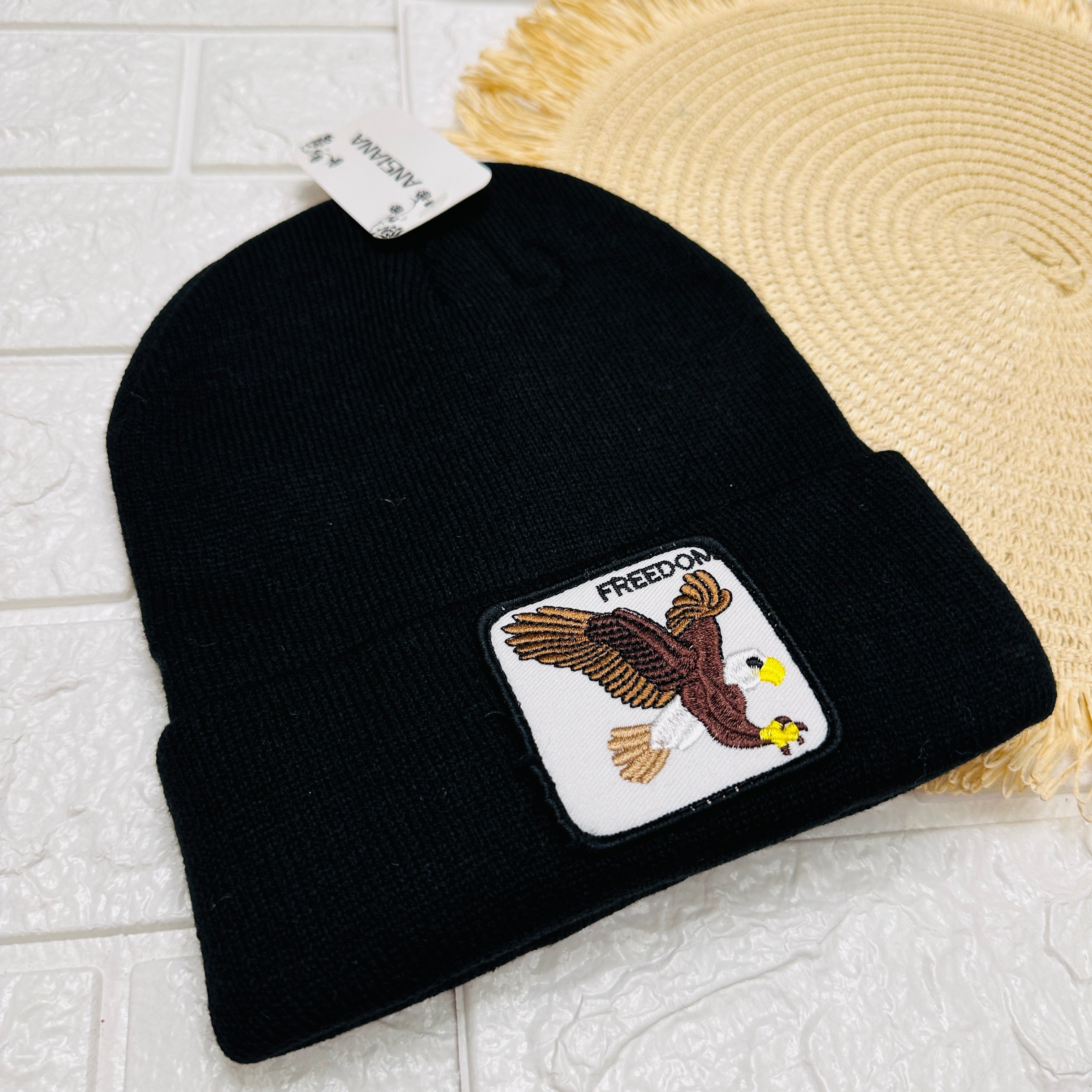 Cappello con Acquila