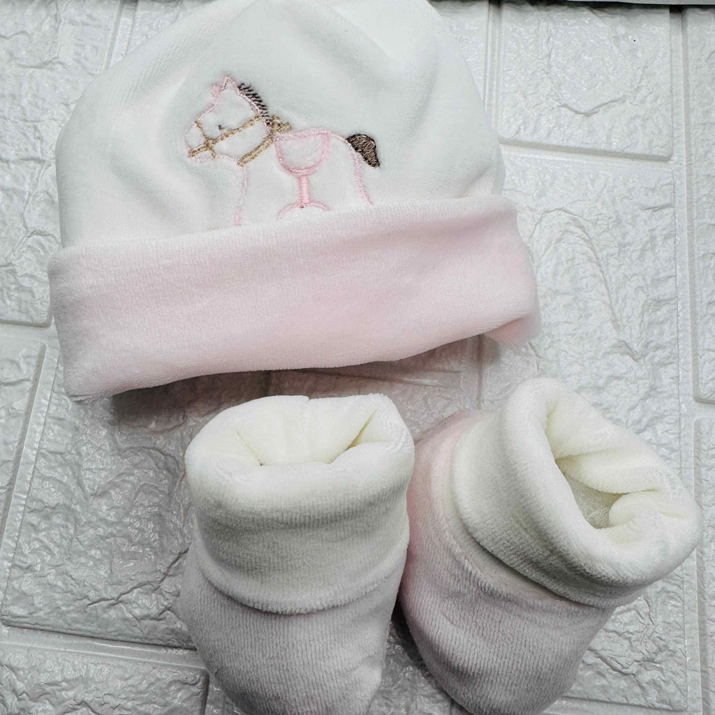 Cappello e Babbucce Ciniglia cavallino Rosa