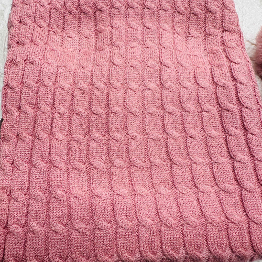 Cappello + scialle rosa antico