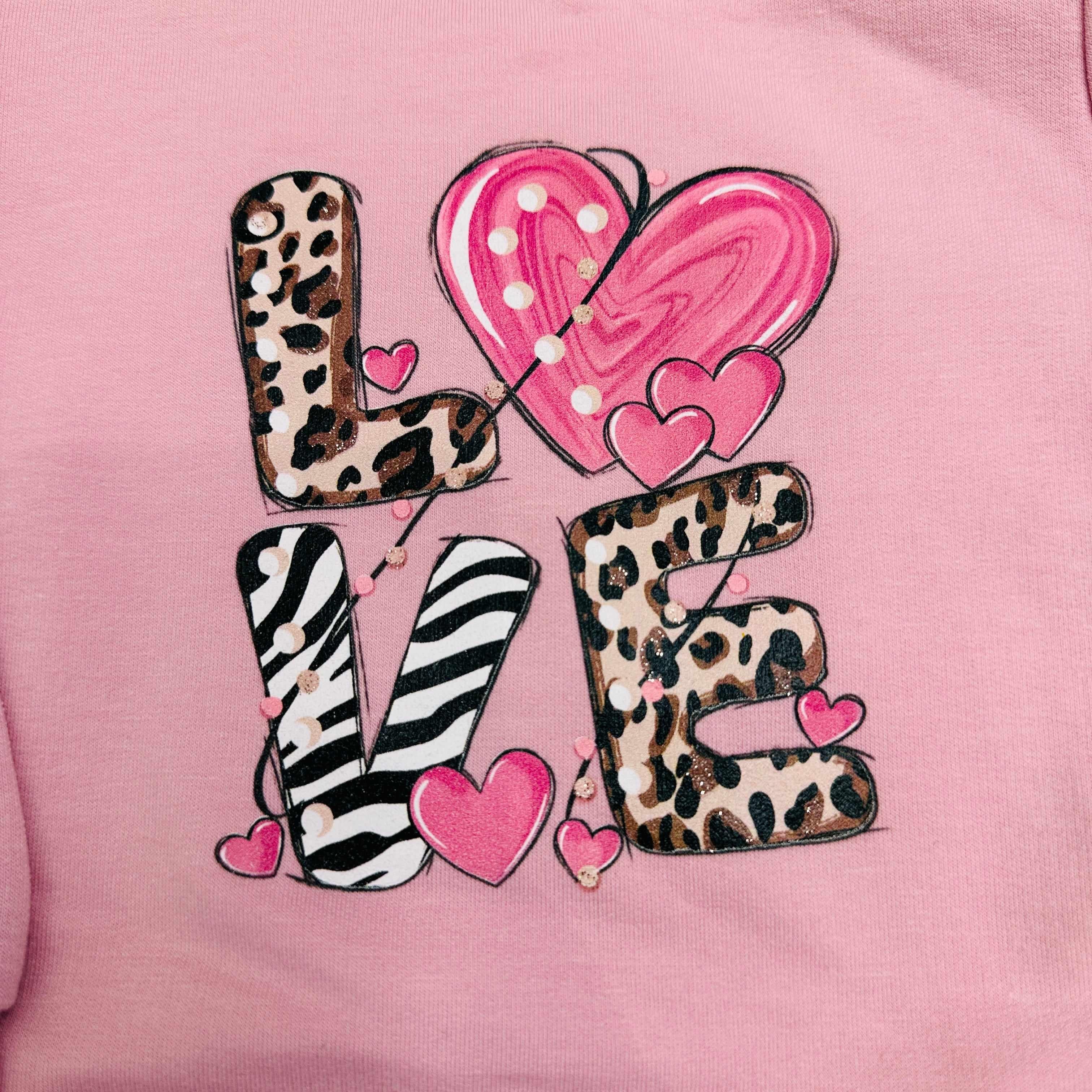Maglia e leggings love