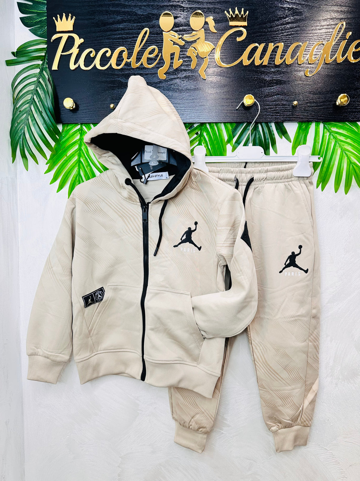 Tuta Completo Style Jordan Paris⚽️ Beige  Ffb180