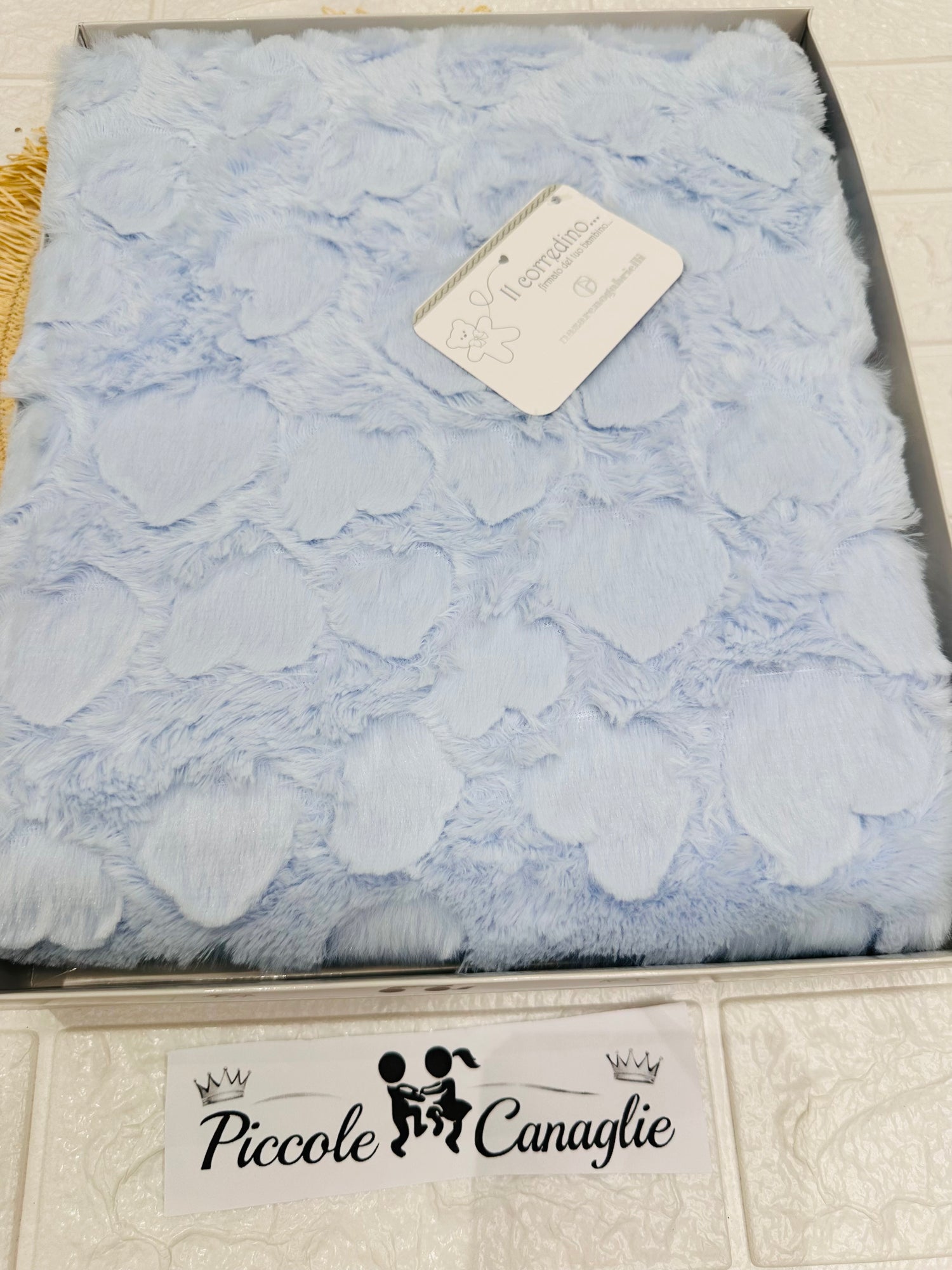 Coperta Carrozzina Pelliccietta Trama Cuoricini Celeste Nazareno Gabrielli Ng445