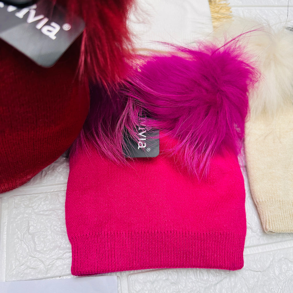 Cappello 2 Pon Pon J08