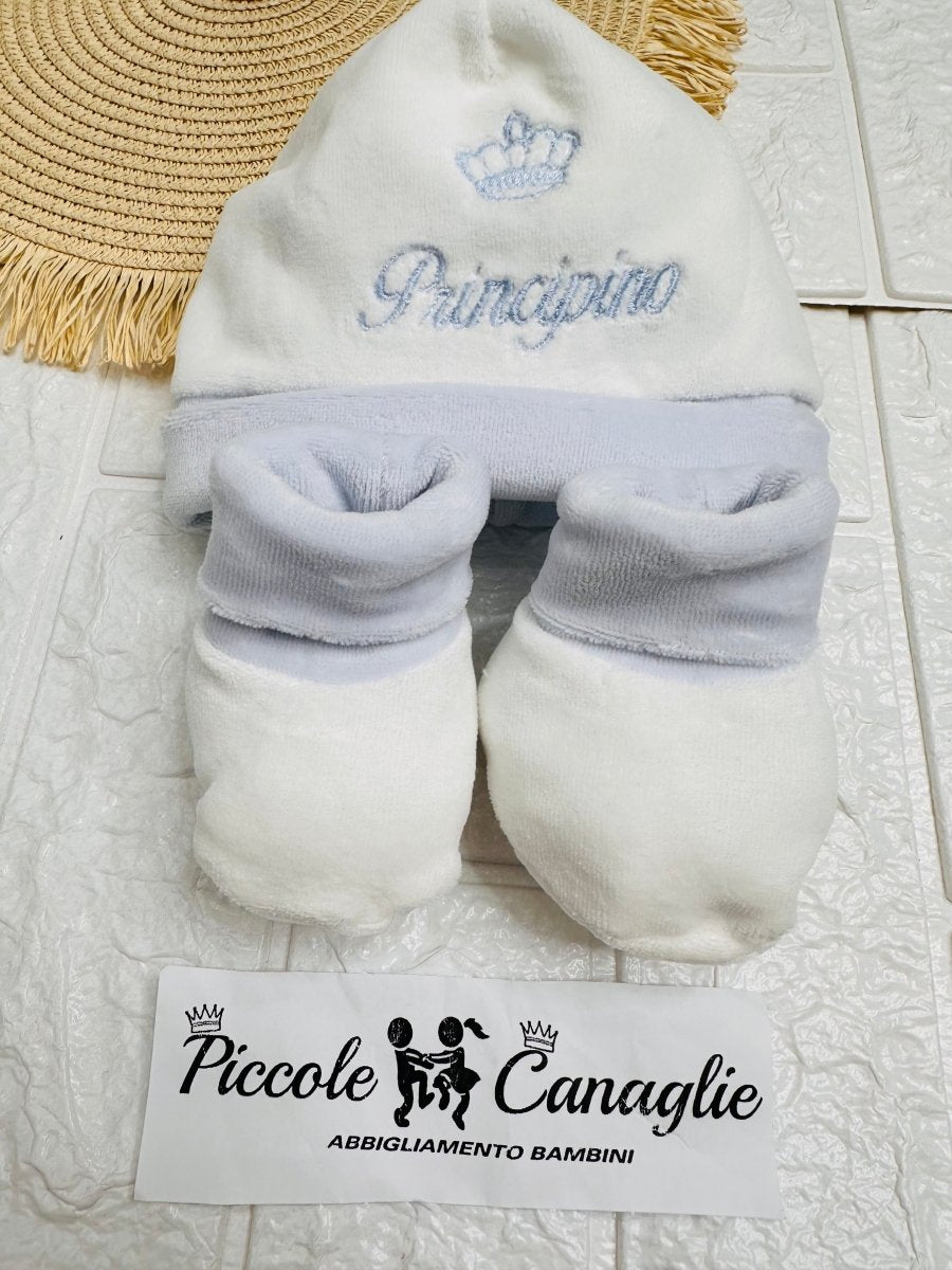 Cappello + babbucce principino bianco/celeste 44254 - Piccole Canaglie - PC24052