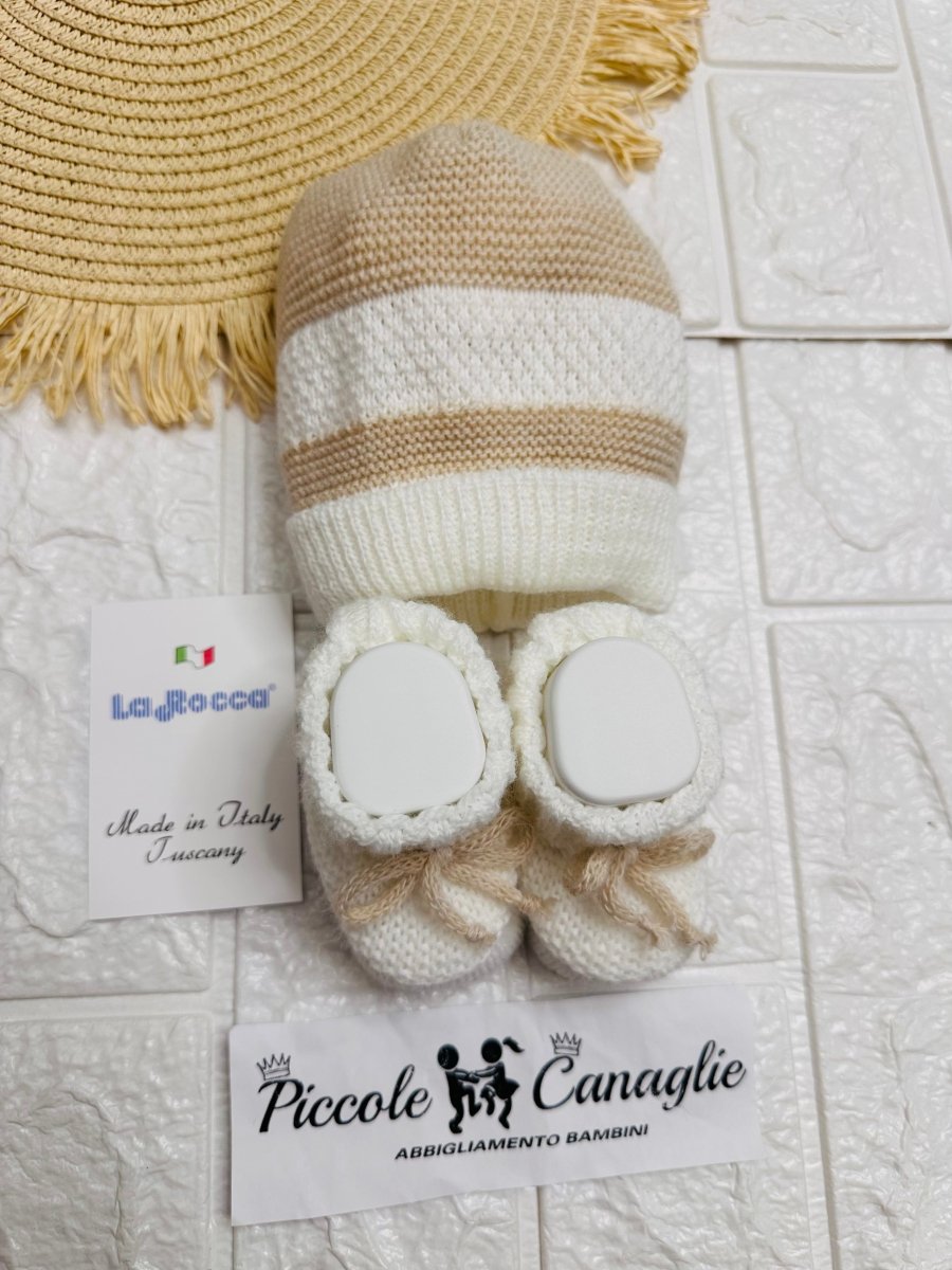 Cappello + babbucce taglia 0 - 3 mesi v150 fascia panna e Begie - Piccole Canaglie - PC24074