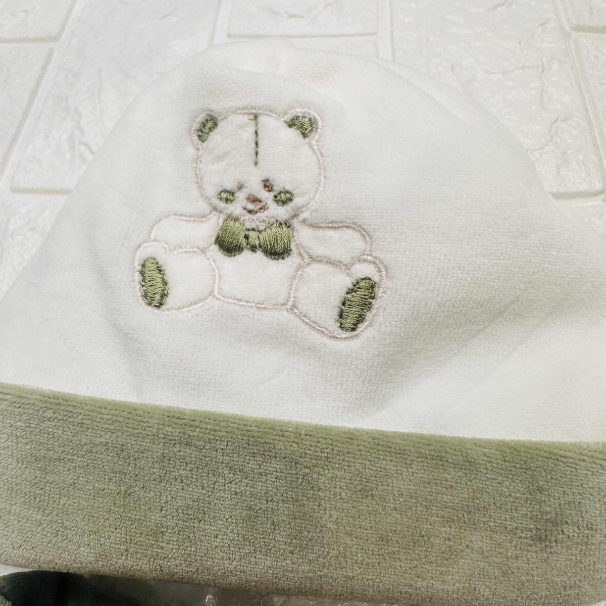 CappEllo e Babbucce Ciniglia Orso Fiocco Verde 44411 - Piccole Canaglie - PC21306