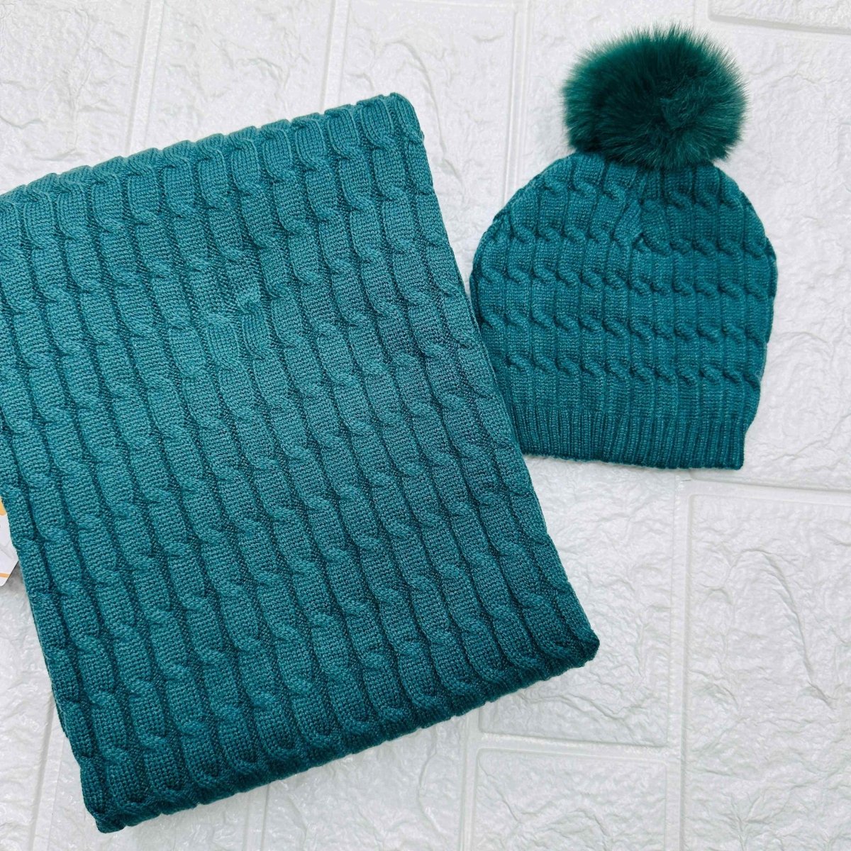 Cappello+scialle verde - Piccole Canaglie - PC20130