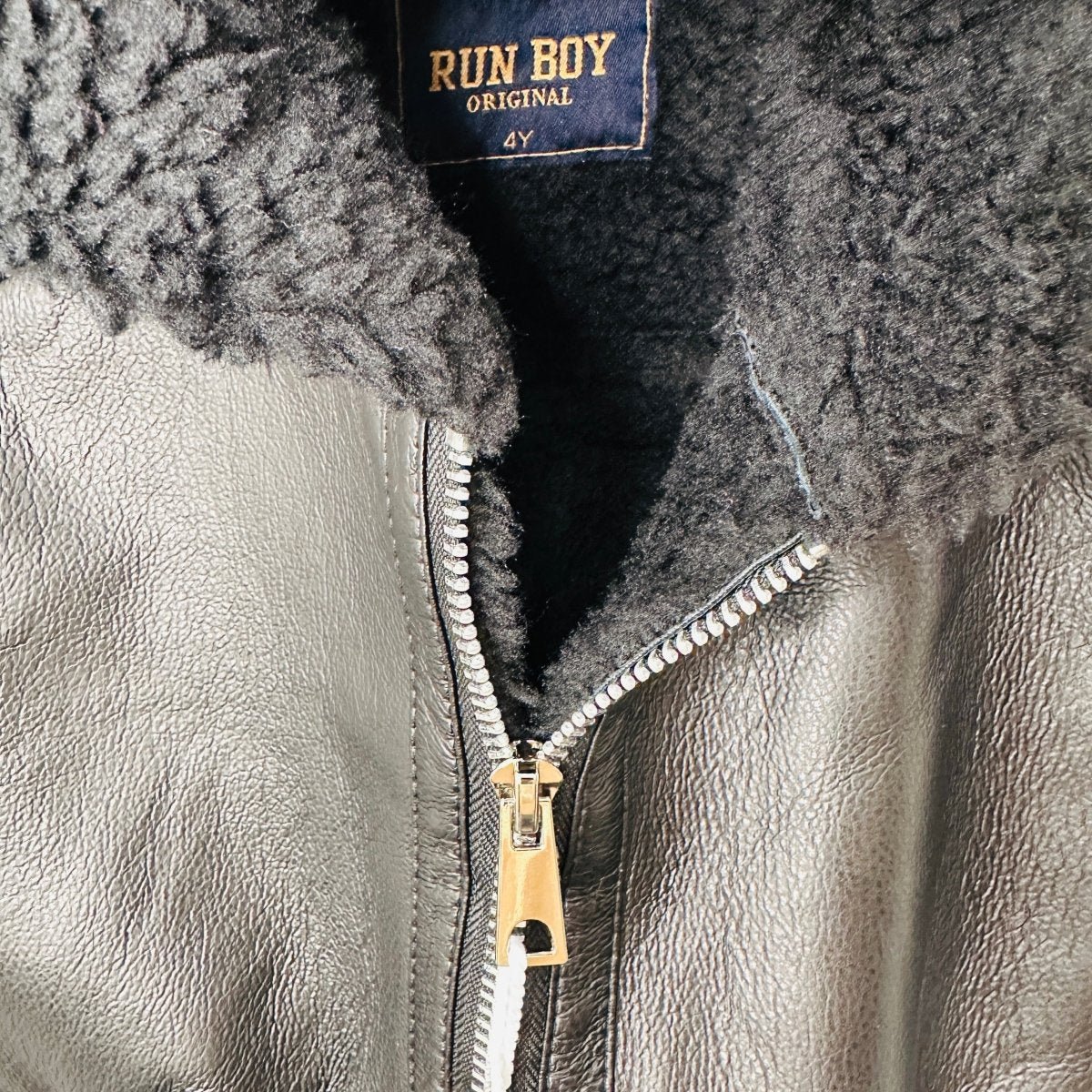 Montone nero Con Cappuccio Mod Z@ra - Piccole Canaglie - PC22862