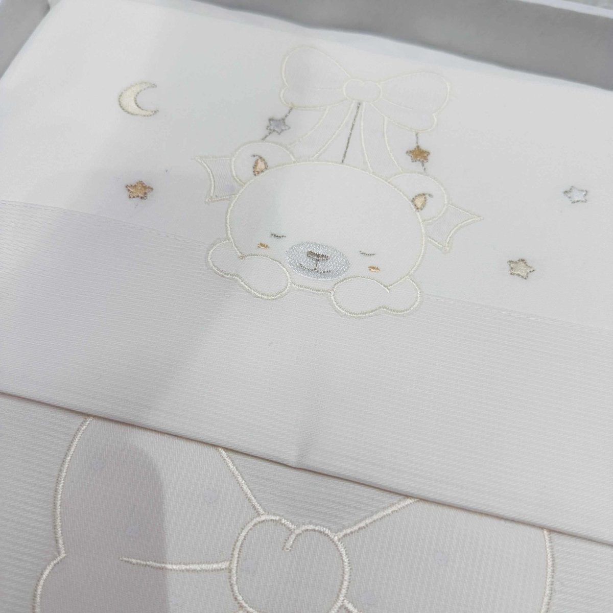 Set Completo carrozzina Orso bianco sopra Fiocco - Piccole Canaglie - PC21914