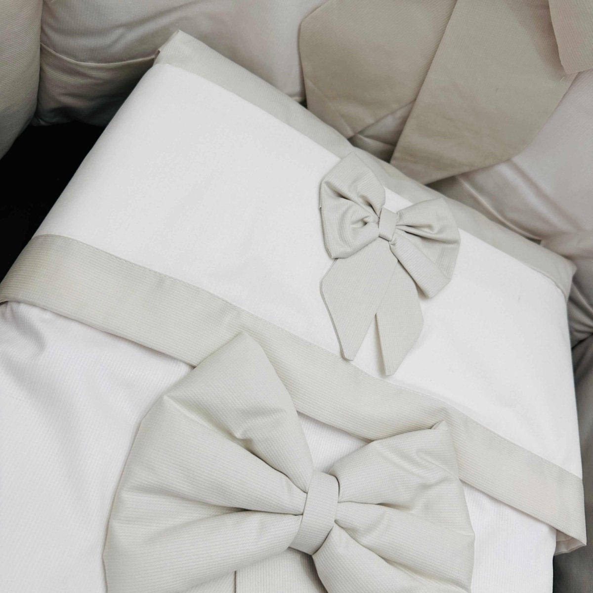 Set Completo culla fiocco Tortora - Piccole Canaglie - PC22557