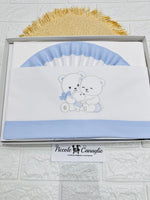Set Lenzuola Carrozzina Orsi Abbracci Celeste Lc015177 - Piccole Canaglie - PC27588