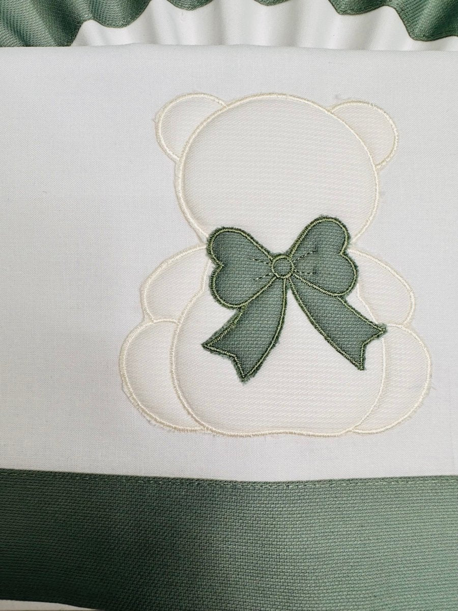 Set lenzuola culla orso fiocco dietro verde LL018166 - Piccole Canaglie - PC24066