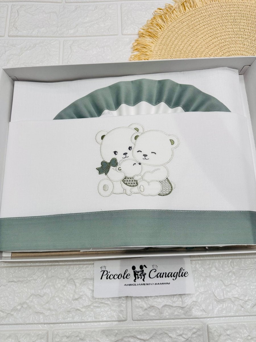 Set Lenzuola Culla Verde Famiglia Orsetti Teneri Ll018177 - Piccole Canaglie - PC29747