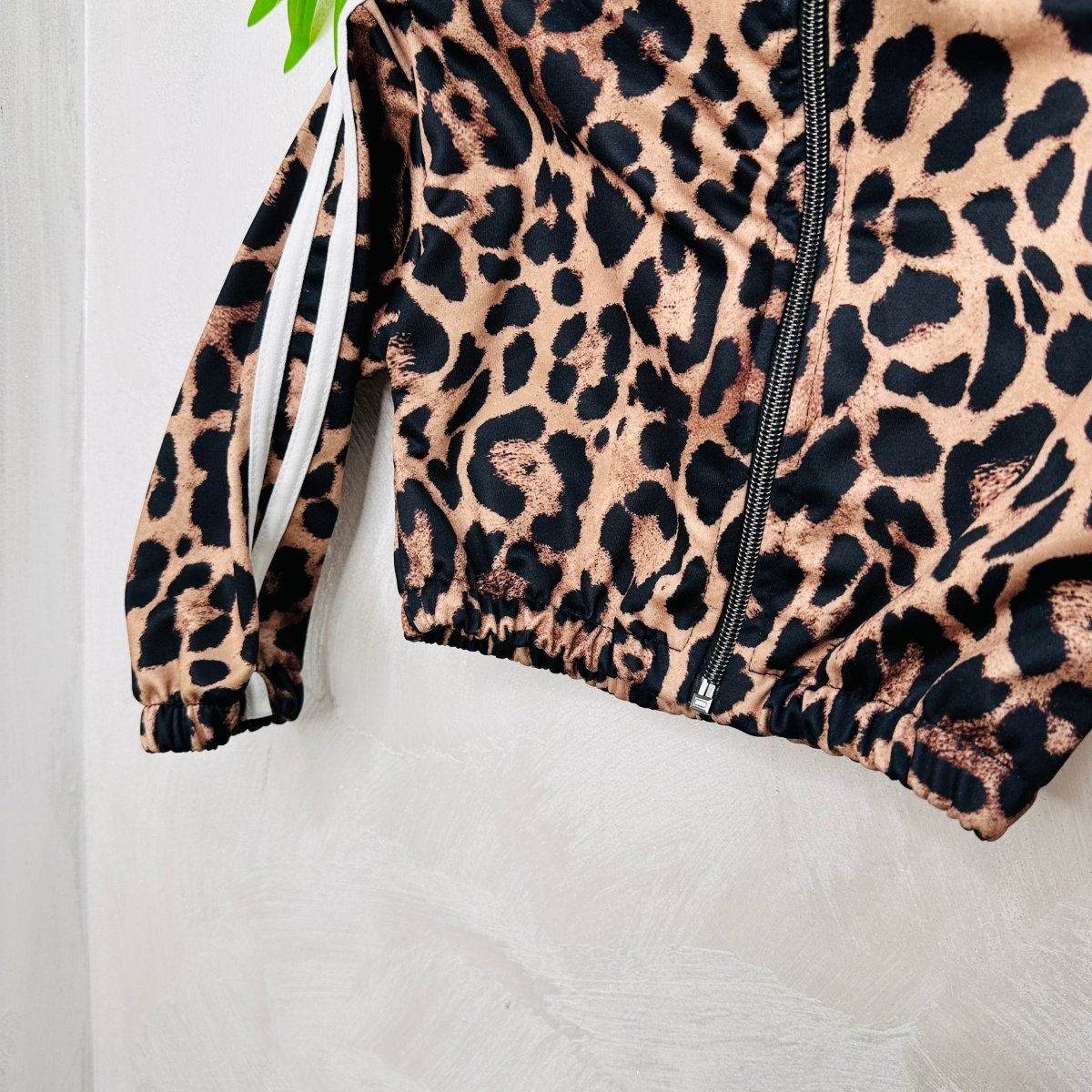 Tuta felpata leopardata - Piccole Canaglie - PC23053