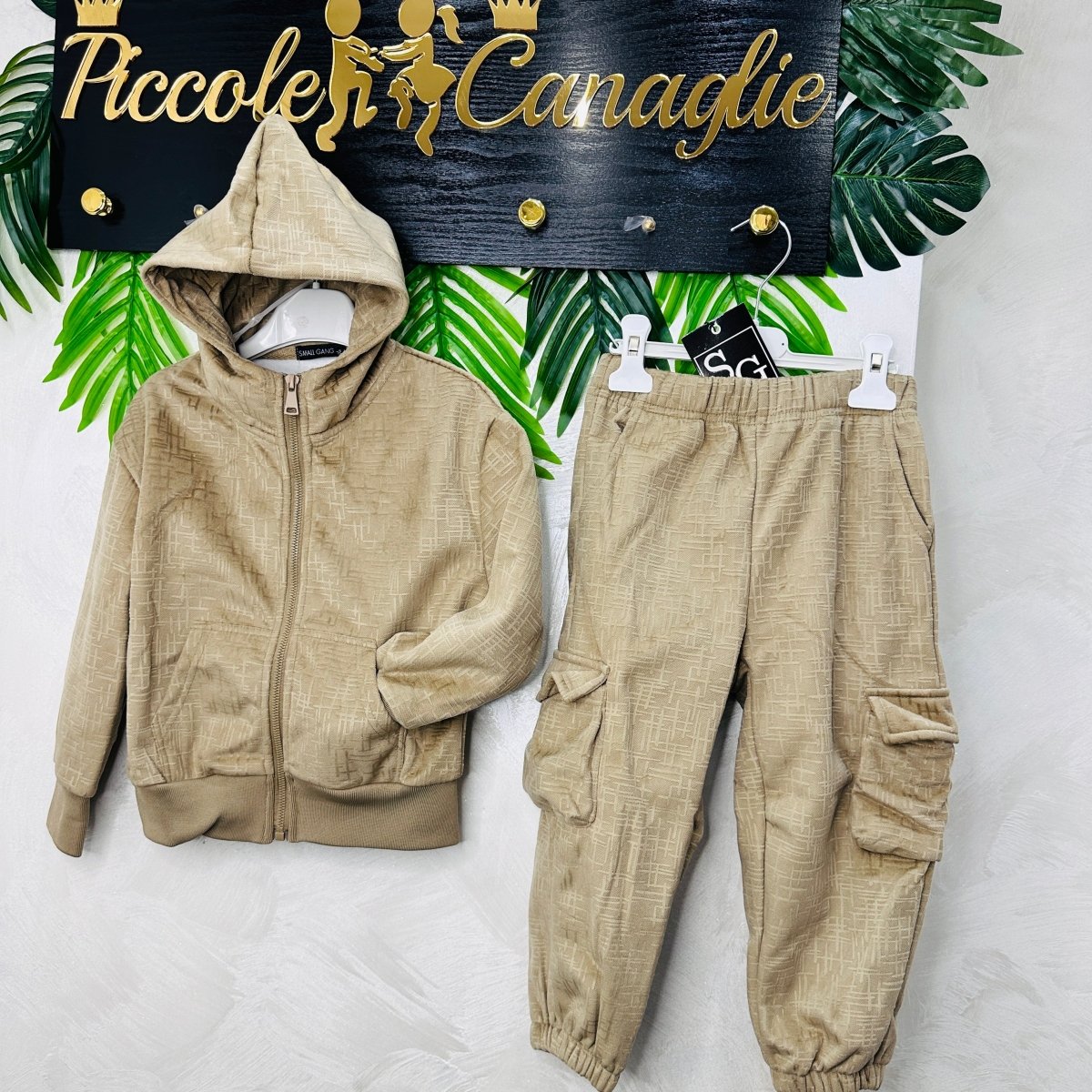 Tuta Grafica Begie - Piccole Canaglie - PC22558