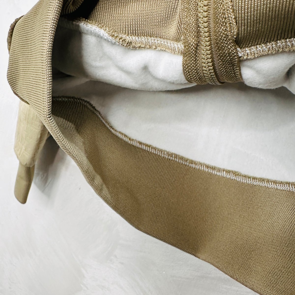 Tuta Grafica Begie - Piccole Canaglie - PC22558