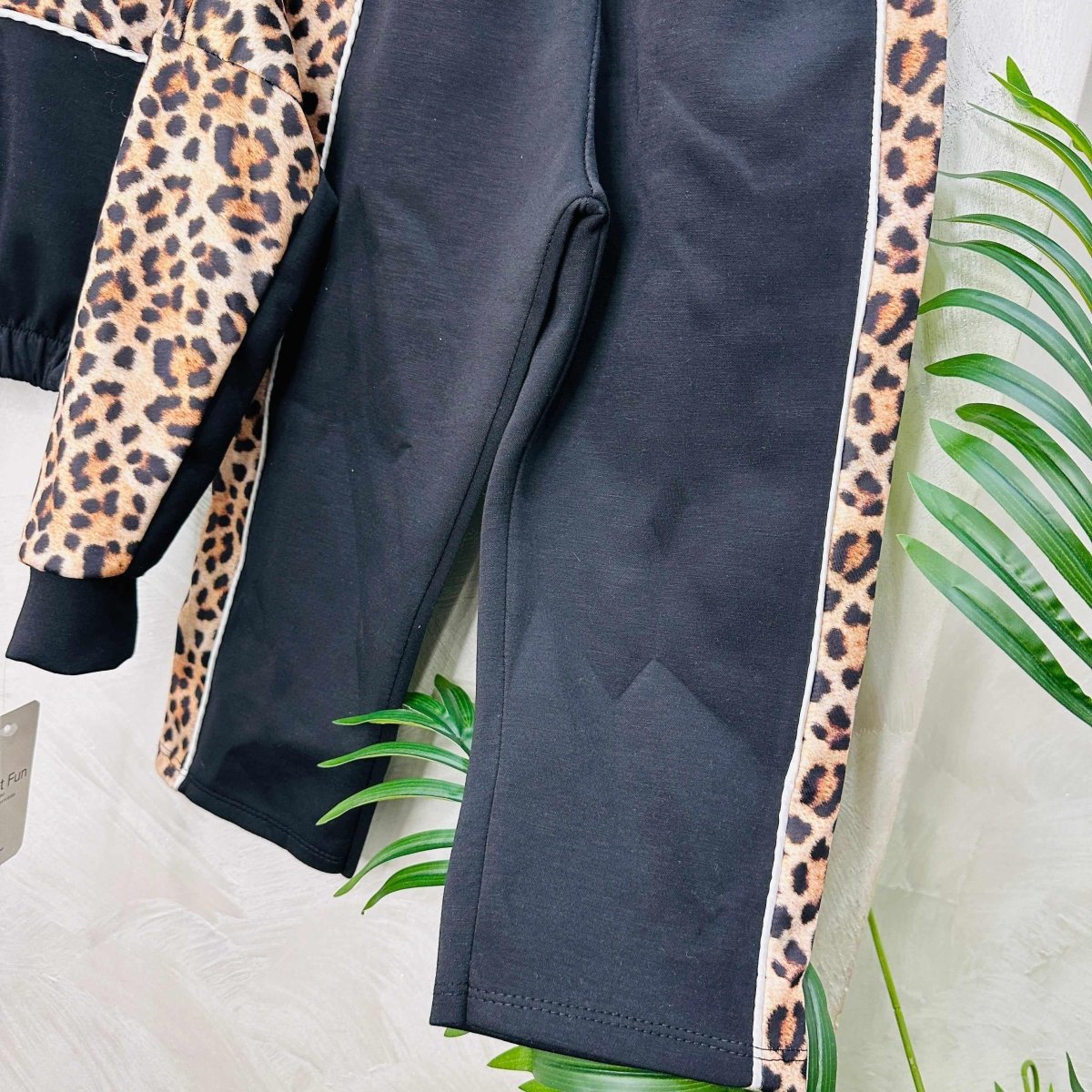 Tuta Leopardata e nera - Piccole Canaglie - PC22156