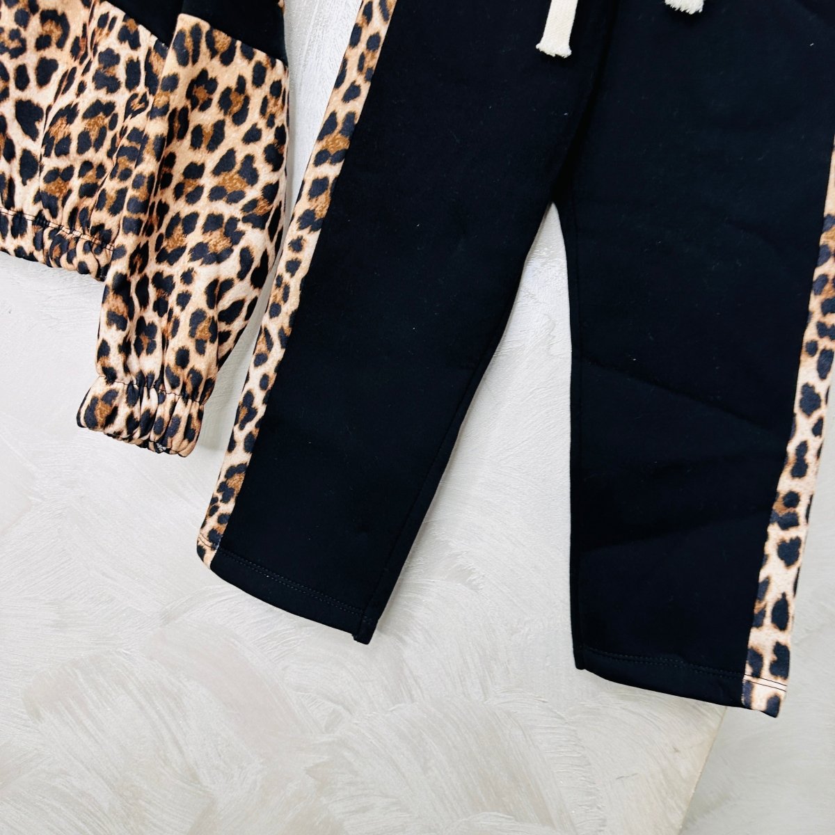 Tuta Maculata felpata - Piccole Canaglie - PC22777